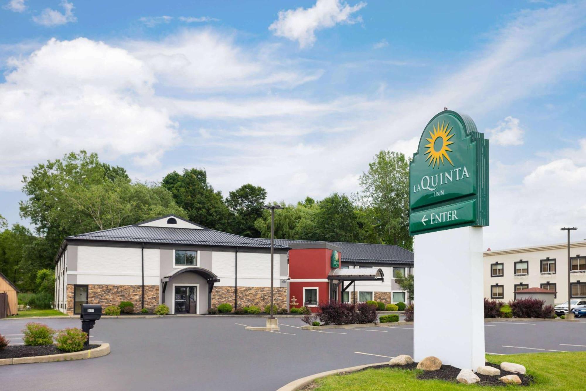 La Quinta Inn By Wyndham Buffalo Airport Уильямсвилл Экстерьер фото